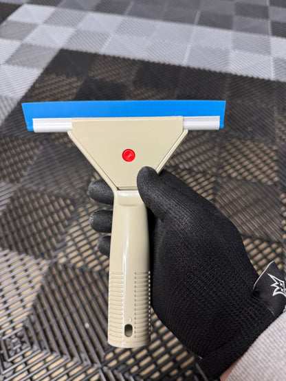 The squeegee